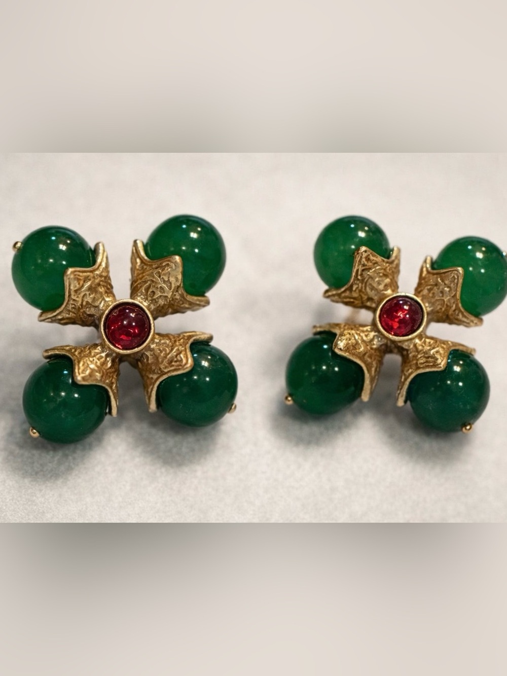 Vintage-Inspired Green Bead and Gold Stud Earrings with Red Crystal